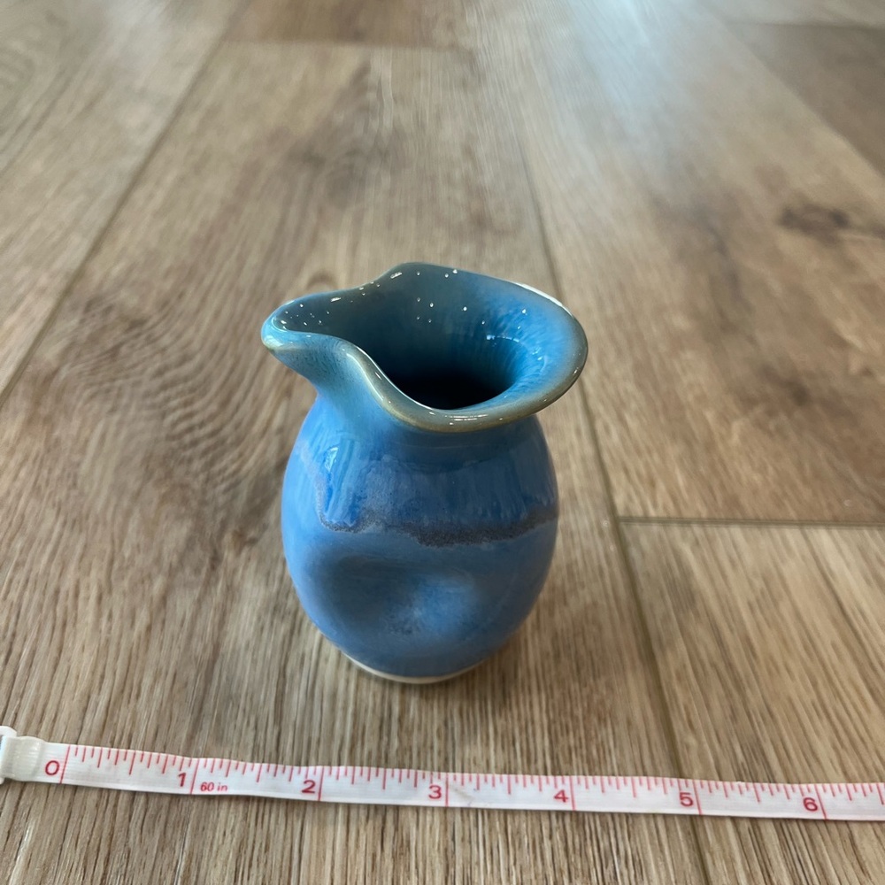 SMP Tennessee Pinch Creamer Pottery
